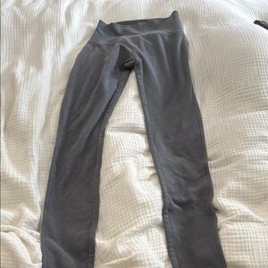 Vuori Gray Leggings for Everyday Comfort